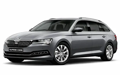 Škoda Superb III Combi - autopůjčovna Brno